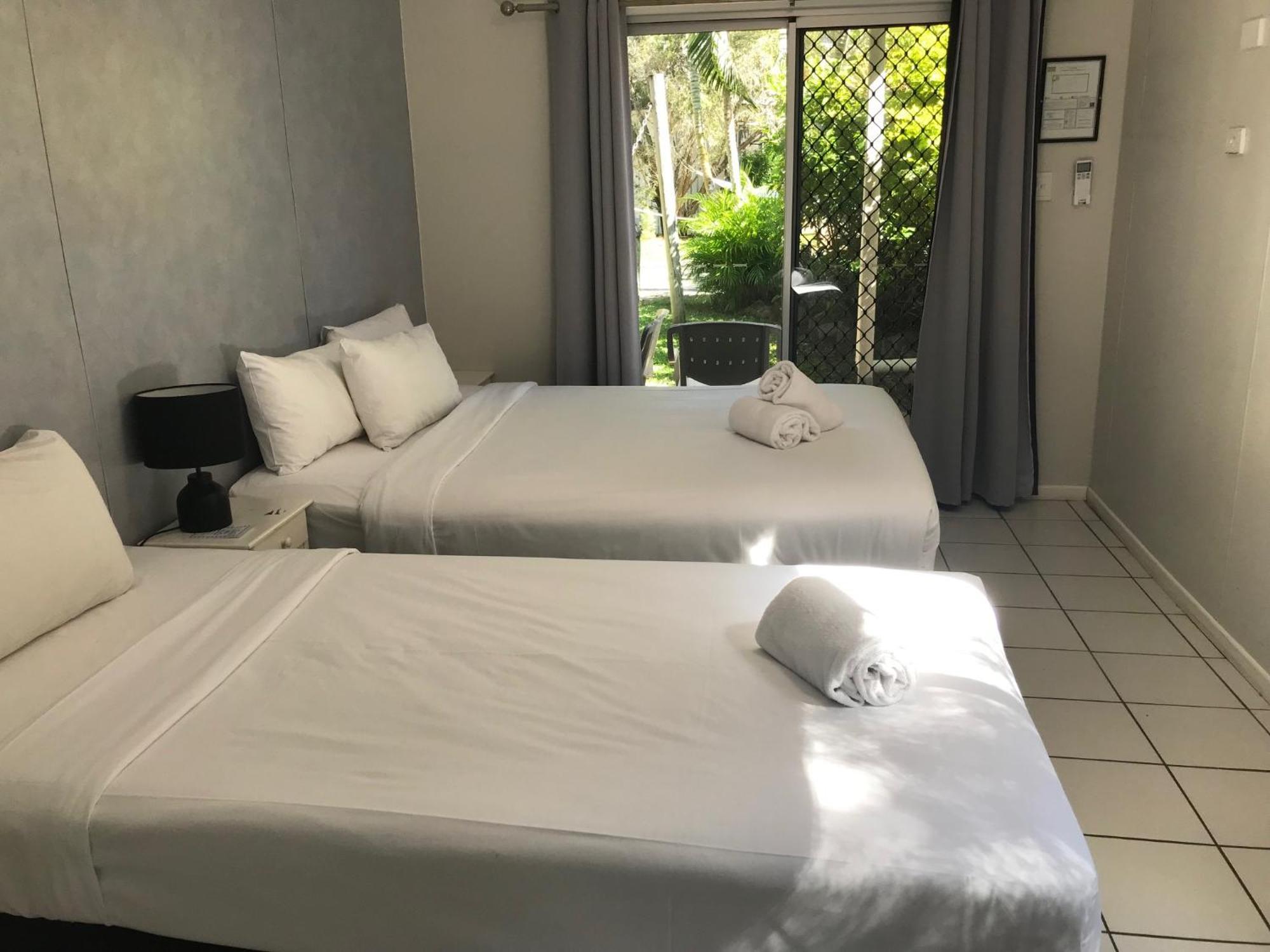 Bush Village Holiday Cabins Airlie Beach Εξωτερικό φωτογραφία