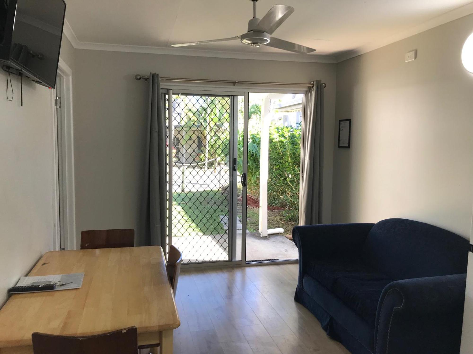 Bush Village Holiday Cabins Airlie Beach Εξωτερικό φωτογραφία